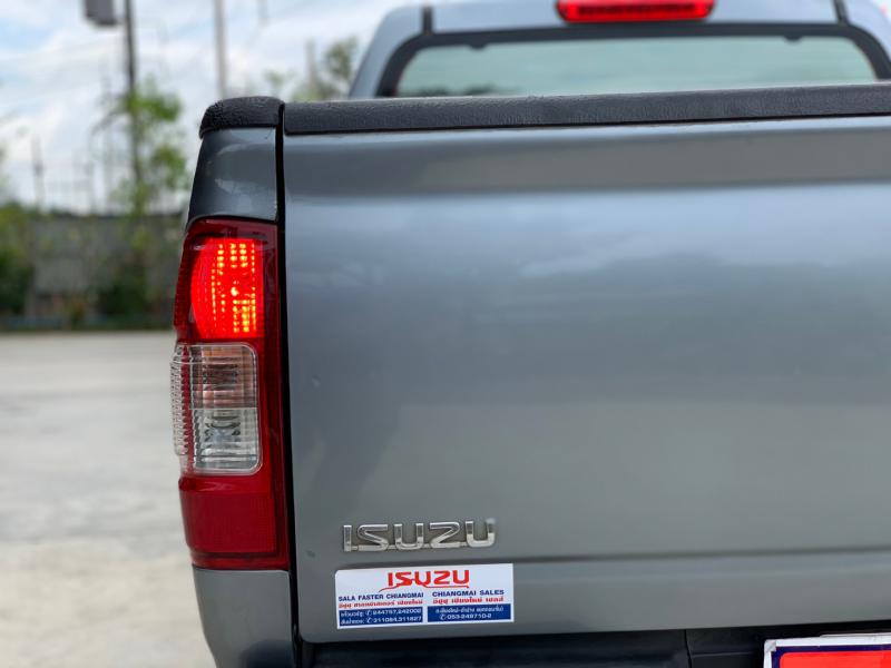 D-MAX SPACE CAB SLX 2.5 Di TURBO